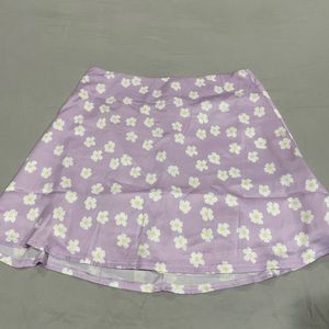 Princess Polly purple flower silky skirt (size 6)